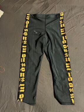 Zara Terez Leggings Womens M SoulCycle Black Gold Side Print High Waist Capri